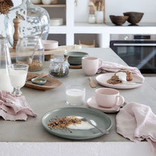 Load image into Gallery viewer, Casafina Pacifica 9" Artichoke Salad/Dessert Plate Set