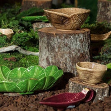 Load image into Gallery viewer, Bordallo Pinheiro Bananas From Madeira 16" Centerpiece