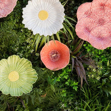 Load image into Gallery viewer, Bordallo Pinheiro Maria Flor Daisy Bowl, Set of 4