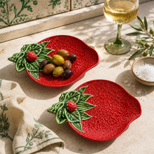 Load image into Gallery viewer, Bordallo Pinheiro Strawberries Olive Dish, Set of 2