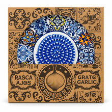 Load image into Gallery viewer, Ceramic Garlic & Tomato Grater Plate – Azulejo Tile Design, 5"
