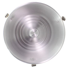 Load image into Gallery viewer, Portuguese Smooth Aluminum Pudding Mold with Lid - Traditional Flan & Cake Bakeware