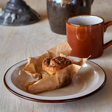 Load image into Gallery viewer, Casafina Poterie 8" Caramel Cream Salad/Dessert Plates Set