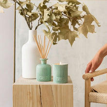 Load image into Gallery viewer, Castelbel Portus Cale White Crane 250ml. Aroma Diffusor