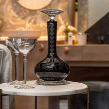 Load image into Gallery viewer, Vista Alegre Gazelle Case with Engraved Decanter