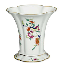 Load image into Gallery viewer, Vista Alegre Samatra Eduardo II Vase