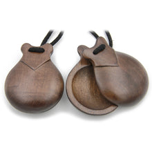 Load image into Gallery viewer, Semi-professional Jale Flamenco Spanish Castanets 107 N. 8 Castañuelas
