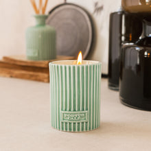 Load image into Gallery viewer, Castelbel Portus Cale White Crane Aromatic Candle
