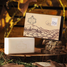 Load image into Gallery viewer, Essencias de Portugal Postcard Orange Flower 300 g. Soap