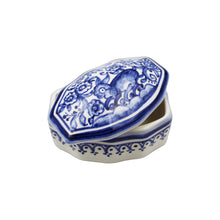 Load image into Gallery viewer, Coimbra Ceramics Hand-painted Decorative Box with Lid XVII Cent Recreation #130-7
