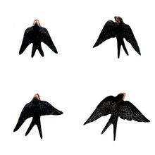 Load image into Gallery viewer, Bordallo Pinheiro Arte Bordallo, Swallows