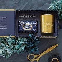 Load image into Gallery viewer, Castelbel Portus Cale Festive Blue Soap &amp; Candle Gift Set
