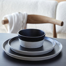 Load image into Gallery viewer, Costa Nova Nótos 5" Latitude Black Bowl Set