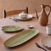 Load image into Gallery viewer, Costa Nova Marrakesh Sable Blanc 12 Piece Place Setting with Pasta Plate
