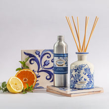 Load image into Gallery viewer, Castelbel Portus Cale Gold &amp; Blue Frangrance Diffuser Refill, 250 mL
