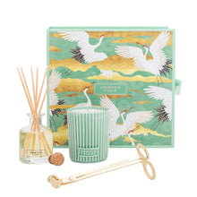 Load image into Gallery viewer, Castelbel Portus Cale White Crane Home Gift Set
