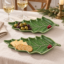 Load image into Gallery viewer, Bordallo Pinheiro Holly Small Leaf, Set of 2

