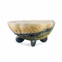 Load image into Gallery viewer, Bordallo Pinheiro Oysters &amp; Scallops Bowl
