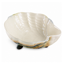 Load image into Gallery viewer, Bordallo Pinheiro Oysters &amp; Scallops Salad Bowl
