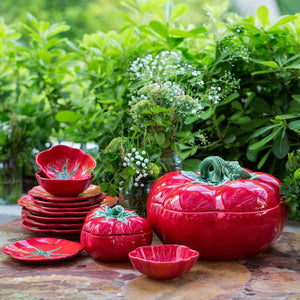 Bordallo Pinheiro Tomato 150 oz. Tureen