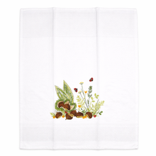 Load image into Gallery viewer, Portuguese Embroidered Cotton Tea Towels – Set of 2, 100% Cotton (28" x 20.5") - Chesnuts
