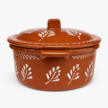 Load image into Gallery viewer, Socerâmica Hand-Painted Terracotta Cooking Pot with Lid, Made in Portugal
