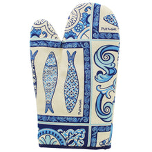 Load image into Gallery viewer, Blue Sardine and Floral Azulejo Pattern Cotton Oven Mitts, Set of 2
