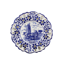 Load image into Gallery viewer, Traditional Portuguese Blue Floral Ceramic Our Lady of Fatima 6&quot; Decorative Plate
