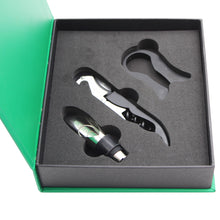 Load image into Gallery viewer, Official Sporting CP Wine Set with Gift Box - Corkscrew, Foil Cutter, and Pourer
