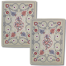 Load image into Gallery viewer, Traditional Portuguese Viana Heart Cotton Kitchen Dish Towel, Set of 2
