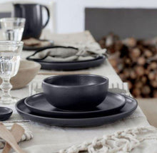 Load image into Gallery viewer, Casafina Pacifica 9&quot; Seed Grey Soup/Pasta Bowl Set

