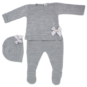 Maiorista Made in Portugal Grey Newborn Baby Shirt, Footed Pants and Beanie 3-Piece Outfit Set