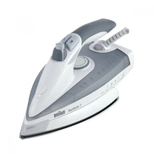 Load image into Gallery viewer, Braun TS775 TexStyle 7 Steam Iron, 220 Volts Export Only, Not for USA
