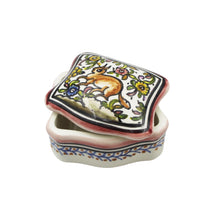 Load image into Gallery viewer, Coimbra Ceramics Hand-painted Decorative Box with Lid XVII Cent Recreation #232-1
