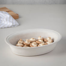 Load image into Gallery viewer, Casafina Fontana 16&quot; White Oval Baker

